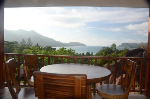 Balcony/Terrace, Landmark view, Mountain view, Sea view
