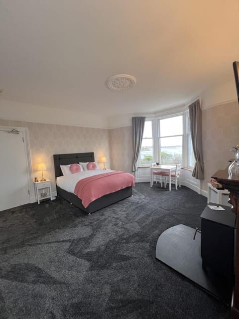 Shower, Bathroom, Bedroom, Sea view, Sunrise, Sunset