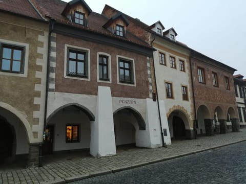 Facade/entrance, City view, Street view