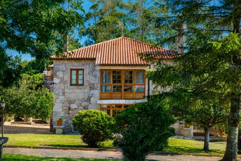 Property building, Spring, Day, Garden, Garden view