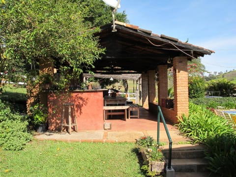 BBQ facilities, Balcony/Terrace, Communal kitchen, On site, Garden view, Mountain view, Swimming pool