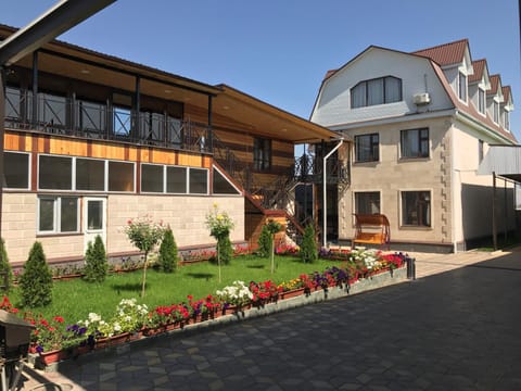 Property building, Garden