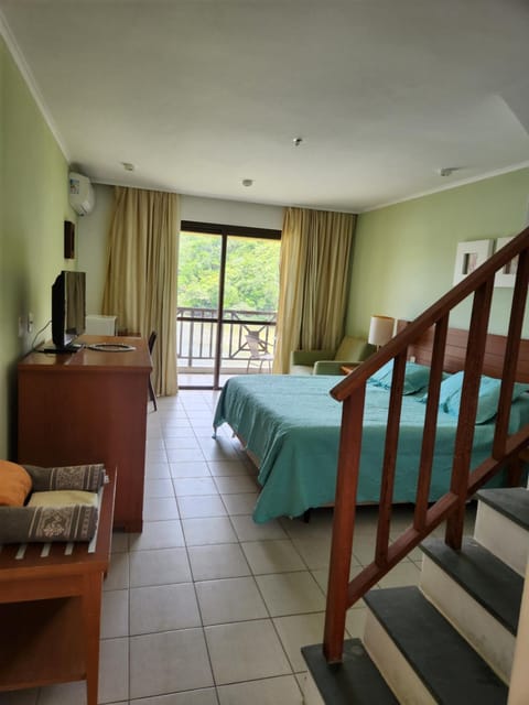 Flat no Resort em Angra Dos Reis RJ Apartment in State of Rio de Janeiro