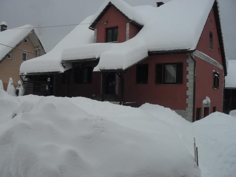 Property building, Day, Winter