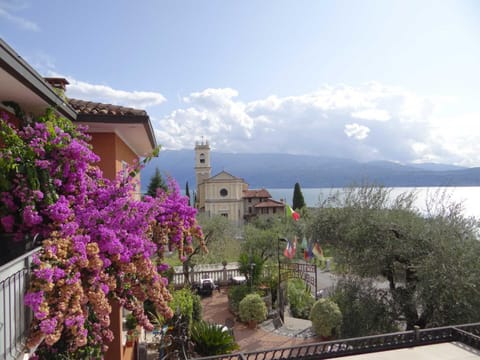 Garden view, Lake view