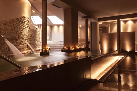 Swimming pool, Public Bath