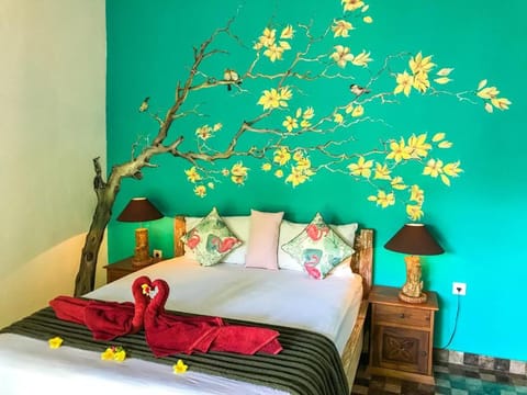 Enak Bungalow Bed and Breakfast in Abang