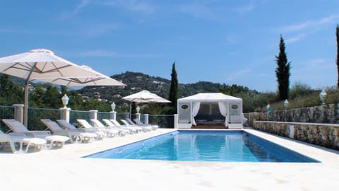 Patio, Balcony/Terrace, Seating area, Swimming pool, Swimming pool