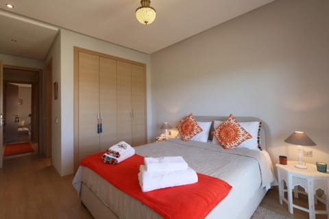 Bed, Photo of the whole room, Bedroom, towels, wardrobe