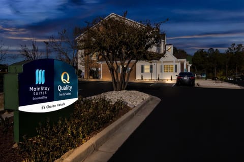 Property building, Property logo or sign