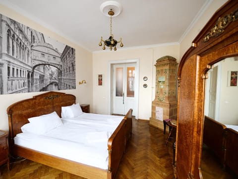 Bed, Decorative detail, Bedroom