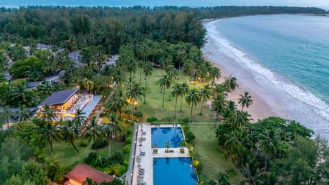 Property building, Bird's eye view