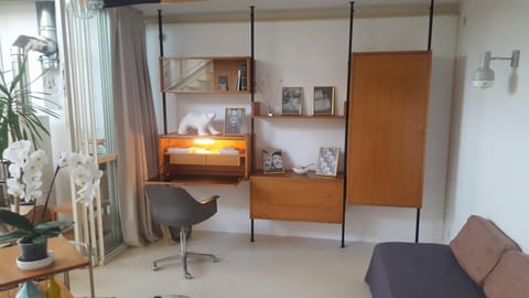 Library, Bedroom