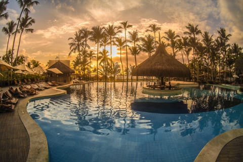 Swimming pool, Sunrise