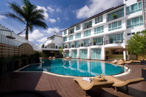 Property building, Swimming pool