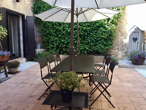 B&B Villa des Muses Bed and Breakfast in La Roque-d'Anthéron