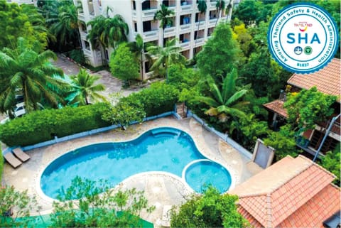 Property building, Swimming pool