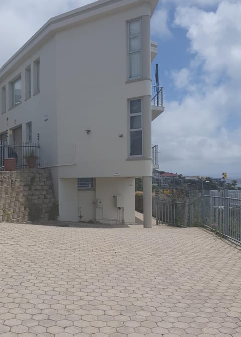 Property building, View (from property/room), Parking