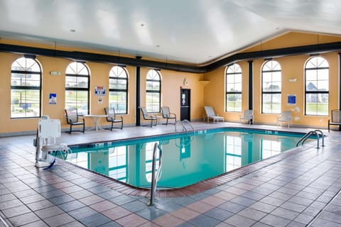 On site, Pool view, Swimming pool