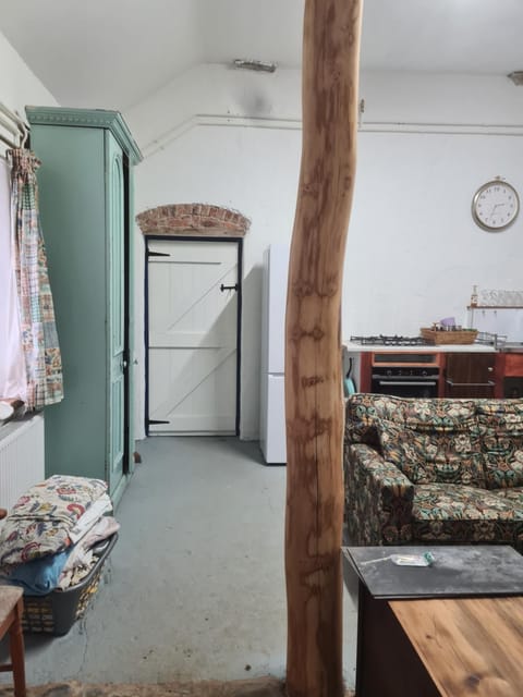 Living room, Communal kitchen