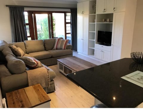 TV and multimedia, Living room, Photo of the whole room