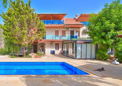 Property building, Pool view, Swimming pool