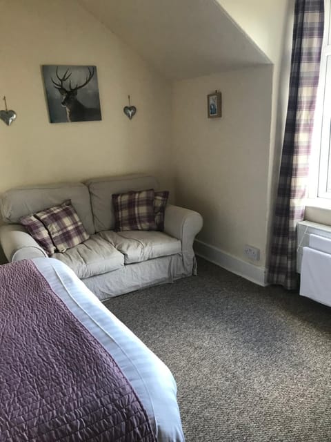 Foyers Roost Hotel in Scotland