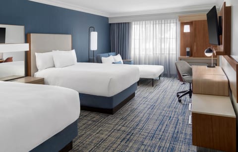 Bed, TV and multimedia, Photo of the whole room, Evening entertainment, Bedroom