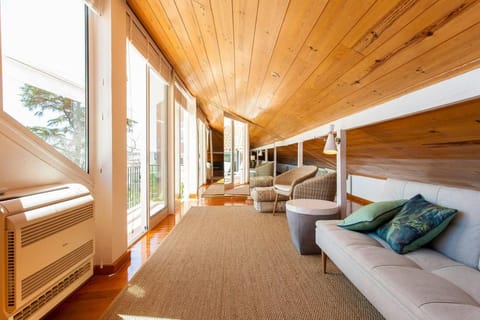 Balcony/Terrace, Living room