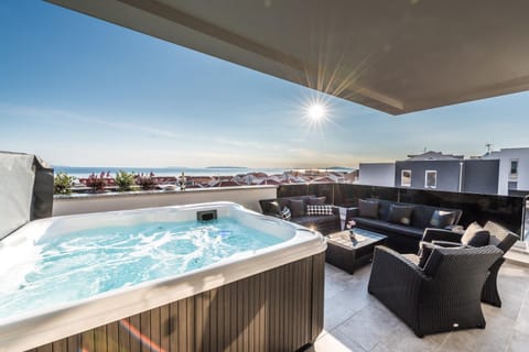Balcony/Terrace, Balcony/Terrace, Sea view