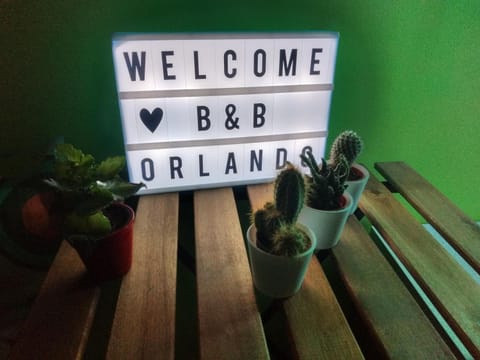 Facade/entrance, Continental breakfast