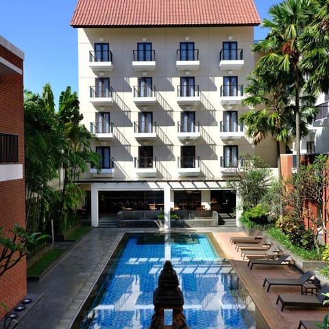 Property building, Swimming pool