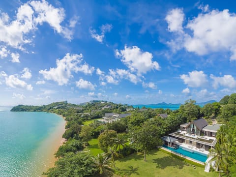 Property building, Day, Mountain view, Sea view