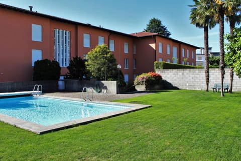 Patio, Garden, Swimming pool