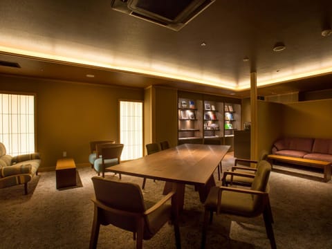Lounge or bar