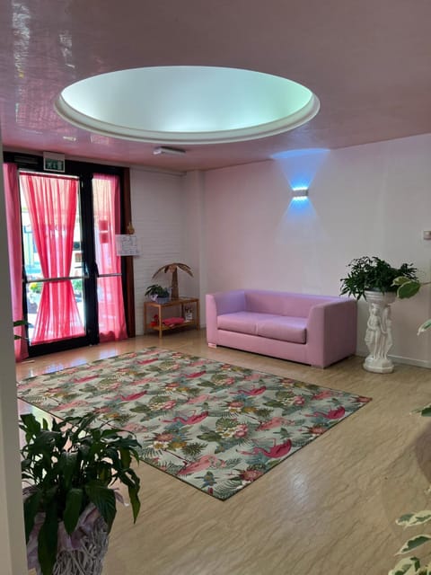 Property building, Lobby or reception, Seating area