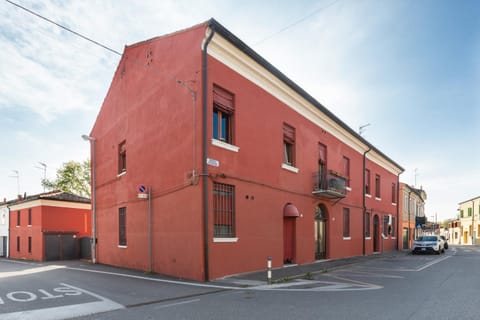 Property building, Facade/entrance