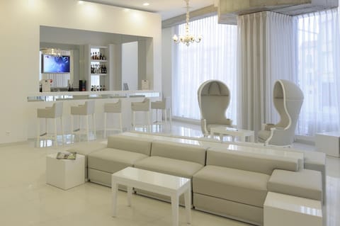 Lounge or bar