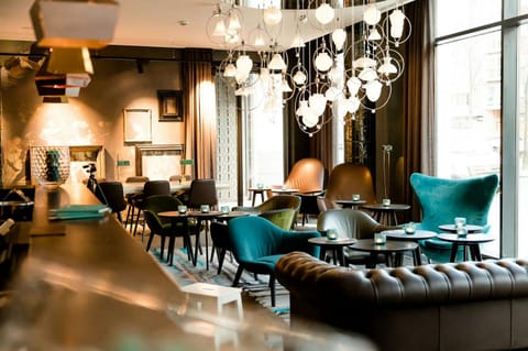 Lounge or bar
