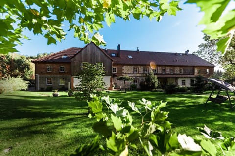 Property building, Spring, Day, Garden
