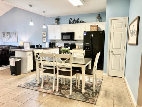 Upper level Condo A-7 Apartment in Ridgedale