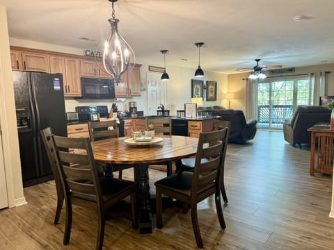 Condo A-2 at Vickery Resort Apartment in Ridgedale