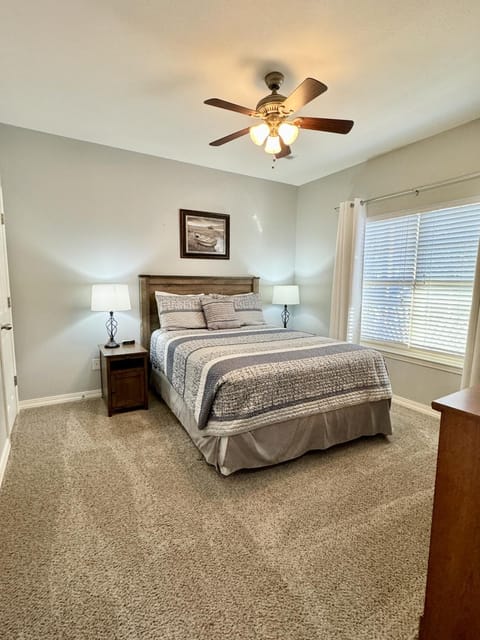 Condo B-4 near Table Rock Lake Apartment in Ridgedale