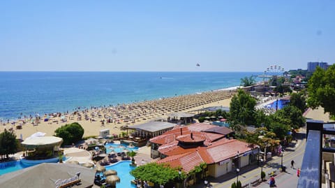 Day, Pool view, Sea view