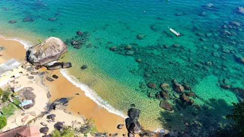 Pousada Tropical Araçatiba Inn in State of Rio de Janeiro