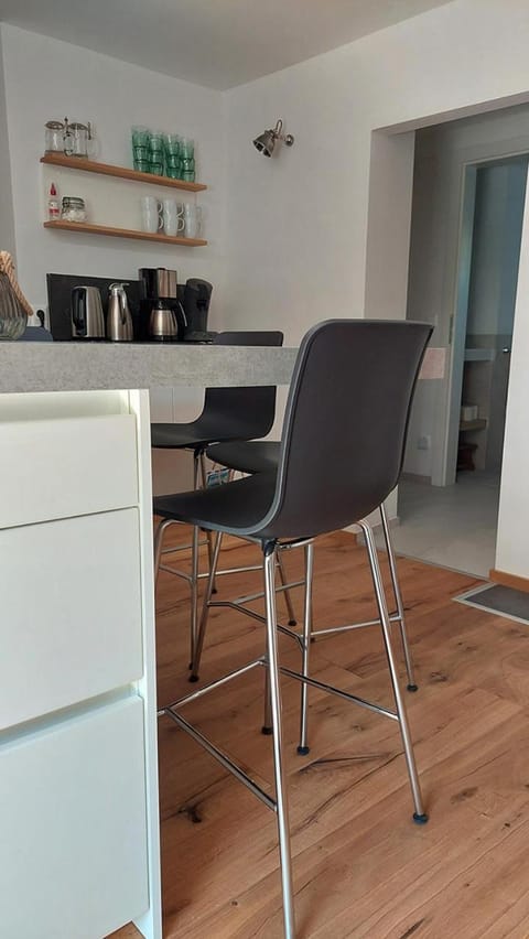 Kitchen or kitchenette, Dining area, kitchen