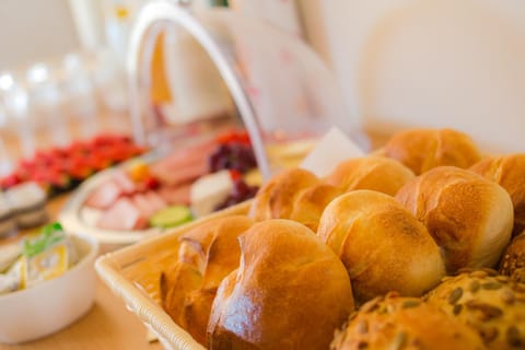 Breakfast, Buffet breakfast