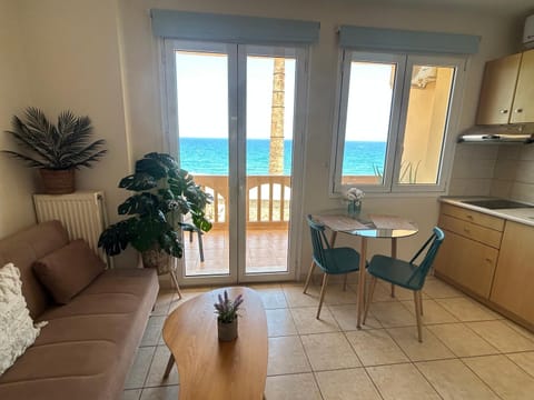 Koumpe Blue Sea View Apartment (2) Apartment in Rethymno