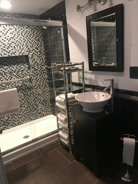 Baker's Hill Inn Hotel in West Virginia