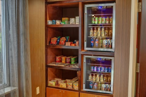 Food and drinks, Other, Food